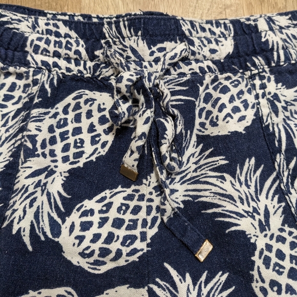 St. John's Bay Linen Blend Tropical Pineapple Shorts Blue and White - Picture 3 of 7